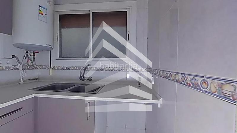 Foto 13c5f565-d8e5-4bf5-9fa0-7f58aab01275. Piso en Can Mariner Santa Coloma de Gramenet