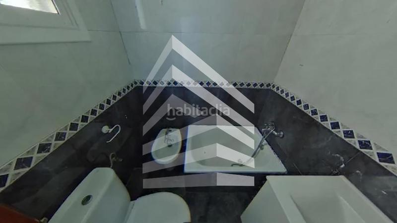 Foto 4044736d-e568-4a2b-b9c5-b99532df3bfb. Piso en Can Mariner Santa Coloma de Gramenet