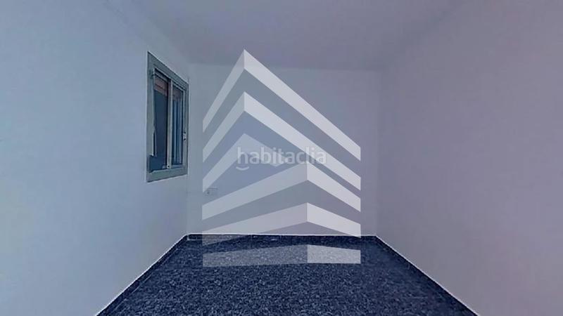 Foto 80a5bb44-e2a8-4197-8f83-7bdc645d8f56. Piso en Can Mariner Santa Coloma de Gramenet