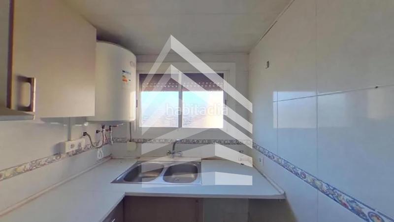 Foto 99b2fb5a-dad7-4bbf-9012-af4b40a85d24. Piso en Can Mariner Santa Coloma de Gramenet