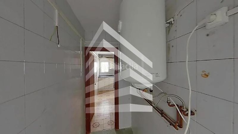 Foto 434a3930-ab97-41c6-bc7e-ec4df8133ddf. Etagenwohnung in Llefià Badalona