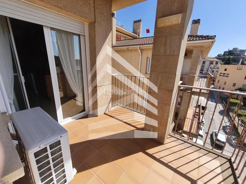 Foto 48ad9c6f-1fed-40cb-92f5-39ffb2e27111. Pis a Cardona