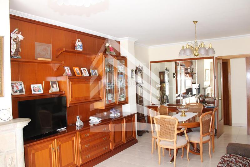 Foto 92d90c29-cc97-41f9-bae6-bc1af3f02b69. Pis a Cardona