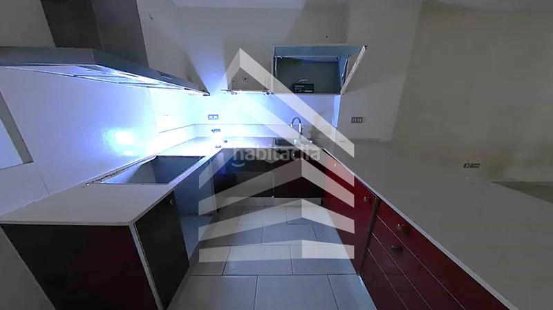 Foto 0d8a2291-48af-48bd-8fbf-d84561c7070d. Planta baixa amb calefacció aparcament a Centre Mataró