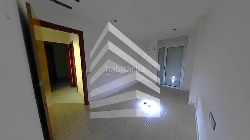 Foto fa7256b4-be2a-445f-b854-b8d2956295c8. Planta baixa amb calefacció aparcament a Centre Mataró