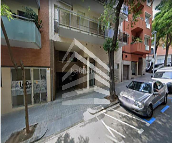Foto 024224fb-052d-4095-9674-75fd77b37800. Parking coche en Guinardó Barcelona