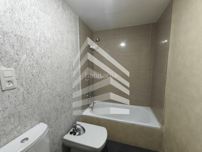 Foto 6daea73c-5e52-40e9-87e9-440adf6cc9fc. Piso en Solsona