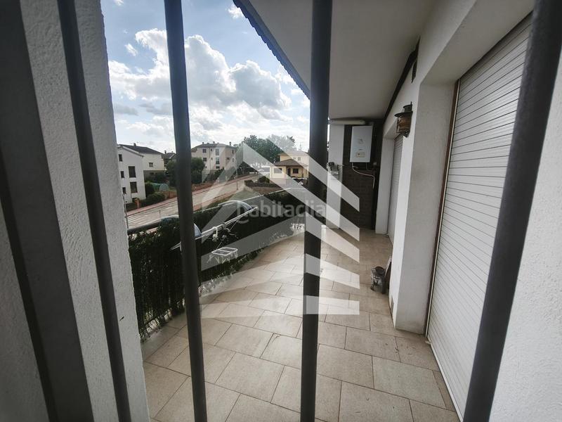 Foto 9275cc63-91ac-4cd7-87b7-900e33ef0d8a. Piso en Solsona