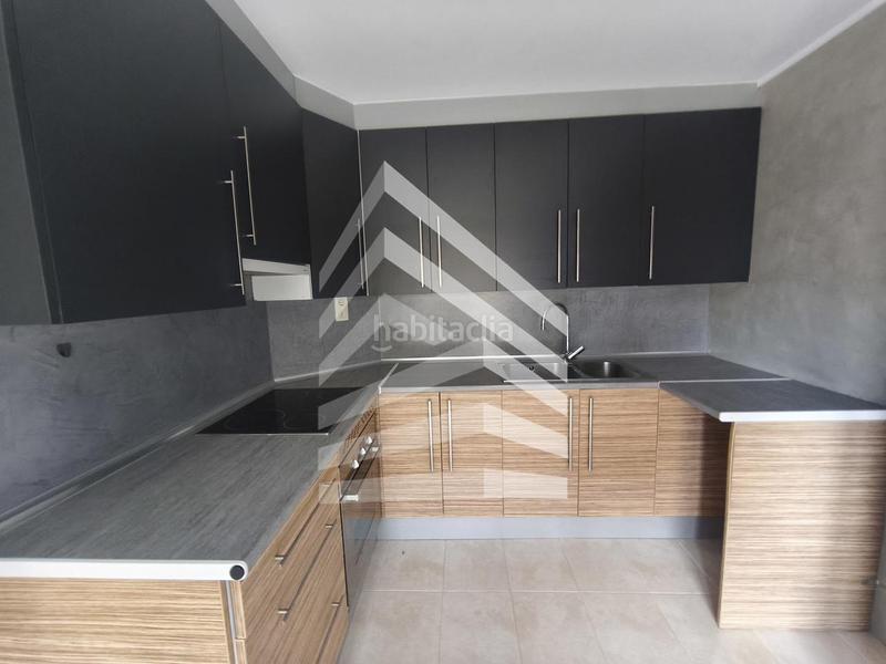 Foto 9a84fb8b-6c5e-4942-b4b7-ca7076140d8b. Piso en Solsona