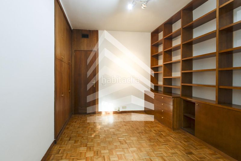 Foto a1138ea6-a000-47a4-ab95-1724bb141cfc. Pis amb calefacció aparcament a Sant Gervasi - Bonanova Barcelona