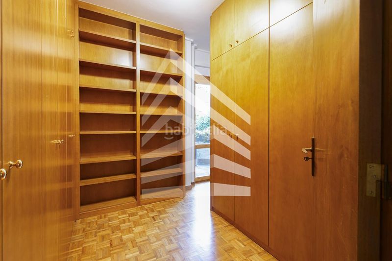 Foto d37d94f9-bea4-4789-a242-7c97074de029. Pis amb calefacció aparcament a Sant Gervasi - Bonanova Barcelona