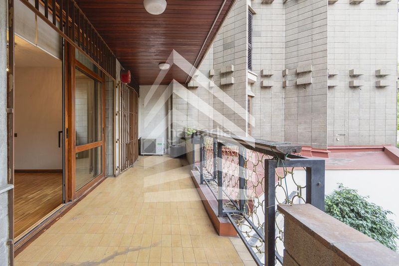 Foto d3ca4676-2af6-45b6-bed5-8202bf5ecd57. Pis amb calefacció aparcament a Sant Gervasi - Bonanova Barcelona