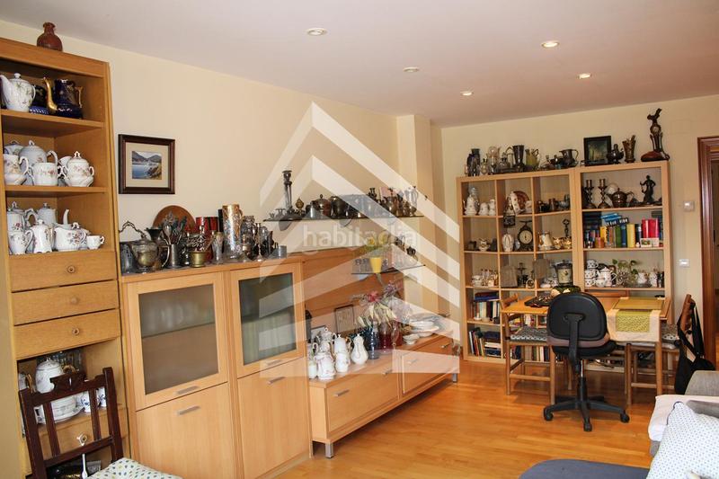 Foto b17fb2d6-4967-429e-9d71-9f3542beab83. Appartamento con riscaldamento in Solsona