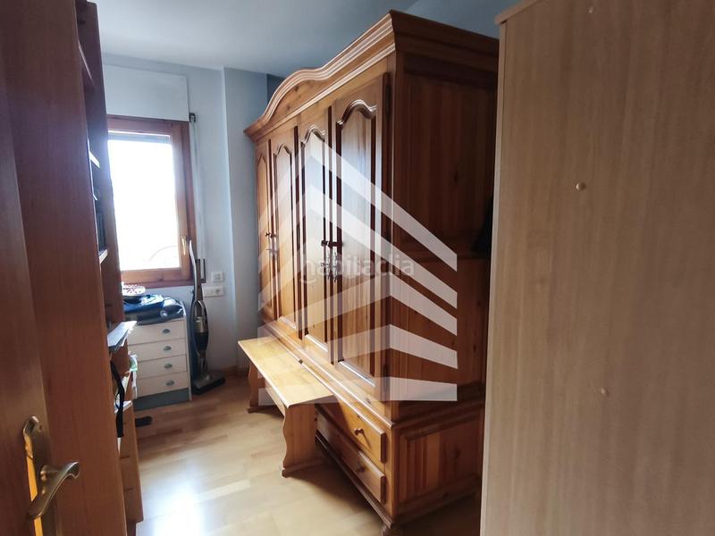 Foto 4b782734-2eda-487f-9f41-12f6303c655d. Etagenwohnung mit heizung in Solsona