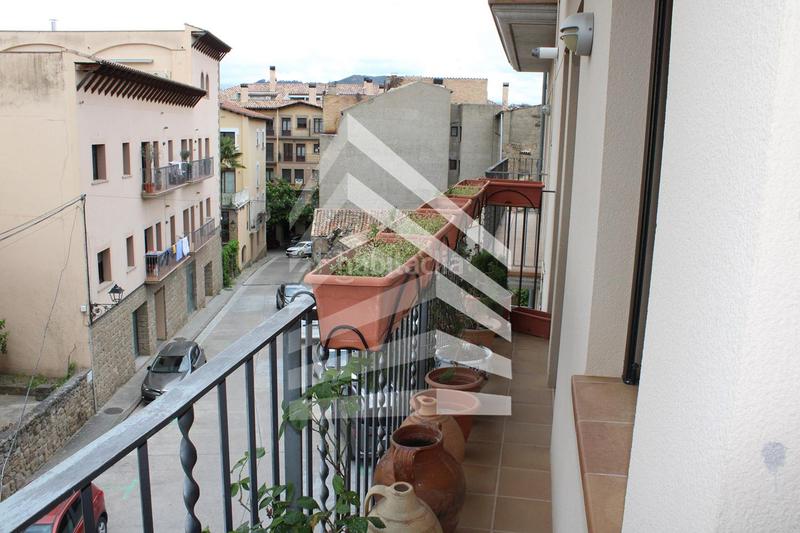 Foto ac7fcd3e-91e0-4a61-8819-3dbd0a745be2. Piso en Solsona