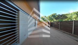 Rez-de-chaussée  Carrer de rosa sensat