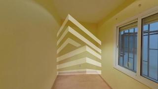 Ground floor  Carrer vermell