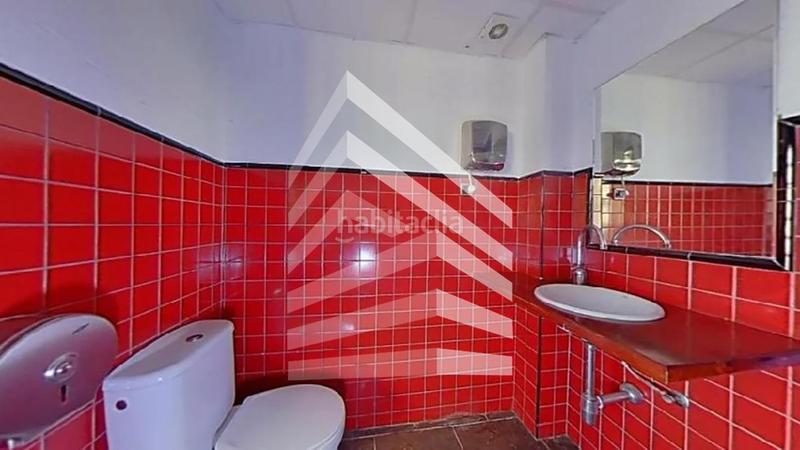 Foto a7c31756-c455-43d7-b538-c8eb8a960e92. Business premise in el castell de Cubelles Cubelles
