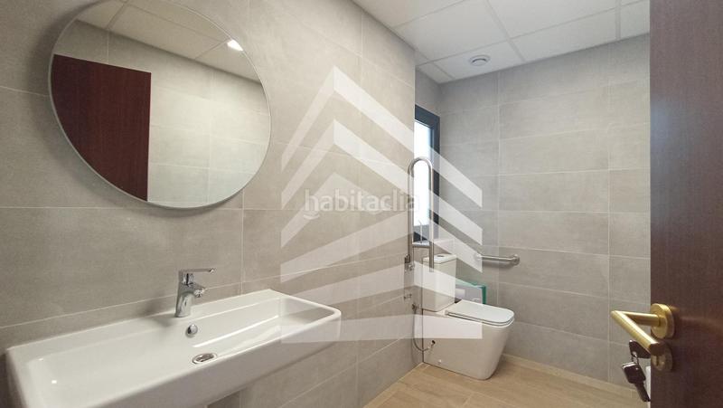 Foto 4a469d4a-5195-4e6c-a2a4-7d2cdee8103e. Lloguer local comercial a Barri de les Corts Barcelona