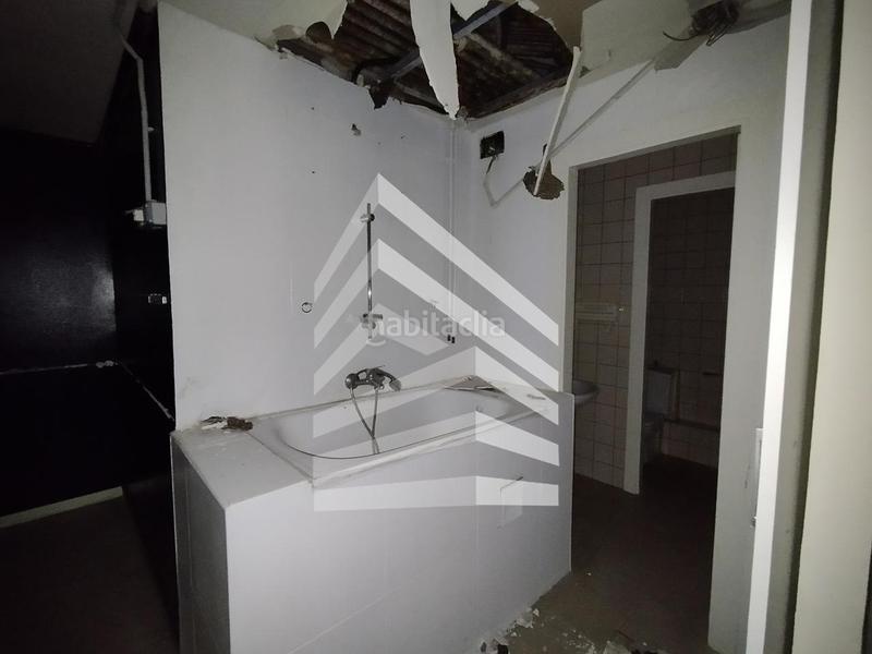 Foto 9128790b-4745-4395-929f-4a860fc31d97. Local comercial en Instituts Granollers