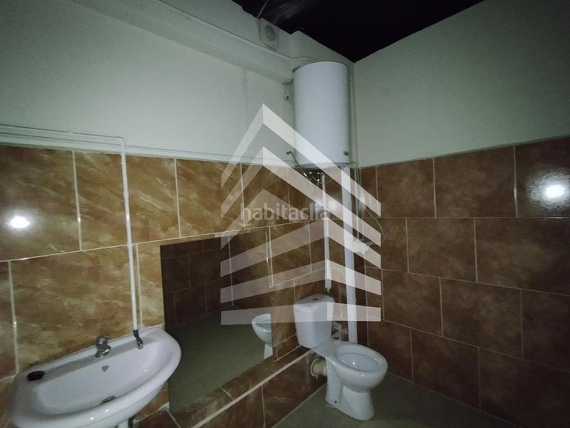 Foto f255a03d-a5ff-4c8e-9236-dbb7231628c5. Local comercial en Instituts Granollers