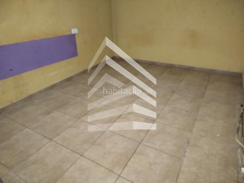 Foto 47d73e57-31af-436b-b798-172ed51070a6. Edifici a Olot