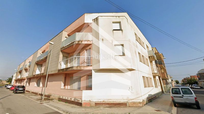 Foto 20a5dee5-d22a-422d-9a02-e4629cee96b0. Edificio en Deltebre