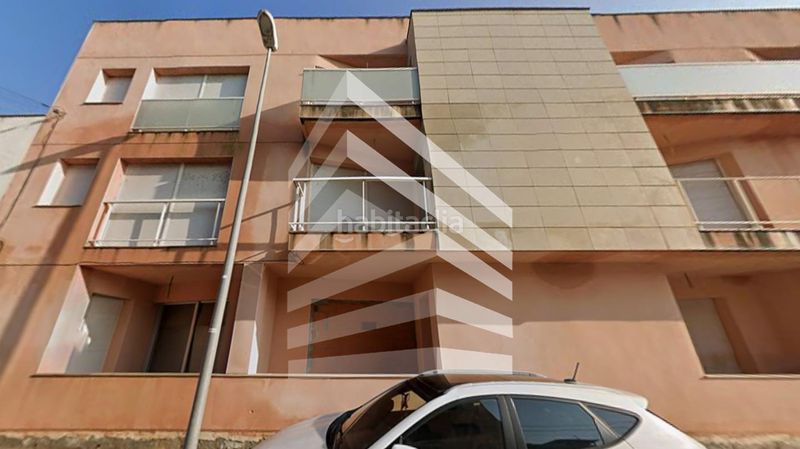 Foto 4b3dca81-1e9a-4068-b13f-6cc36aae33b9. Edificio en Deltebre