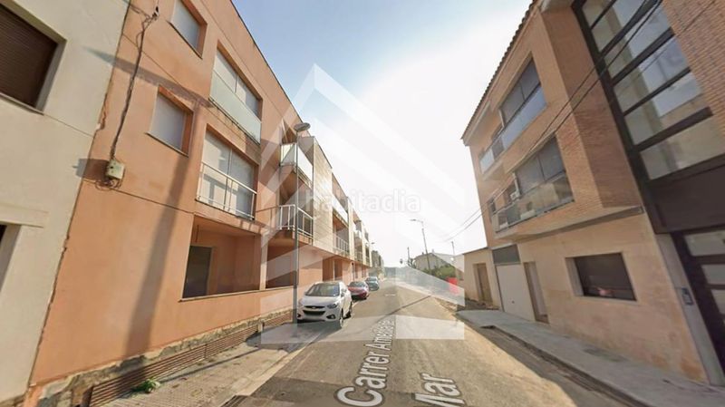 Foto b2ae9469-c4a5-4e96-95bd-fe88f73434ca. Edificio en Deltebre