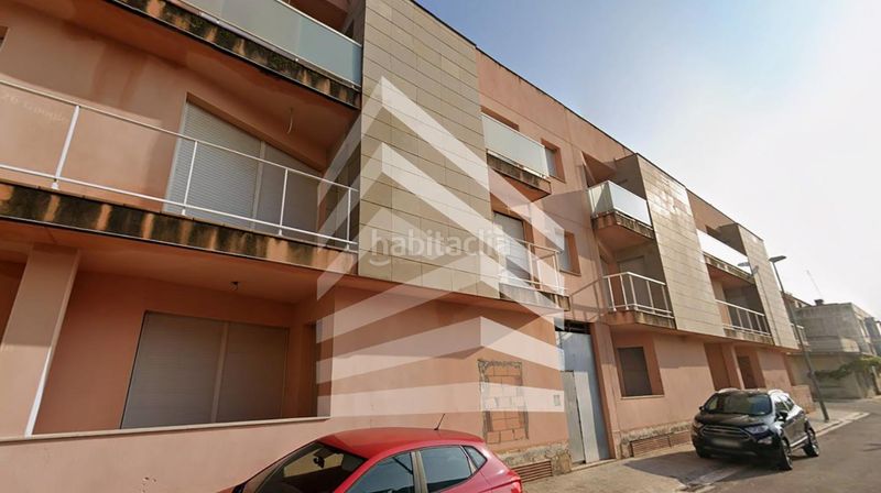 Foto de8dd776-c700-444f-9134-c2eb7fe2ce73. Edificio en Deltebre