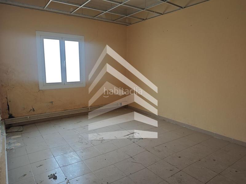 Foto 933bb098-b1ed-4116-8e3c-c5c7776505a8. Edificio en Pobla de Segur (La)