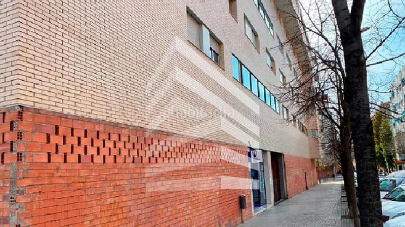 Foto 31bd1b68-a901-4016-b352-d73f2e57878e. Edificio en Llevant Reus