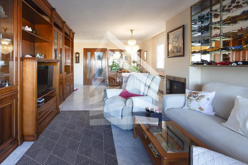 Foto a8672895-a620-44a8-9c63-6d1f458a1a4e. Casa amb calefacció a La Font d´en Fargues Barcelona