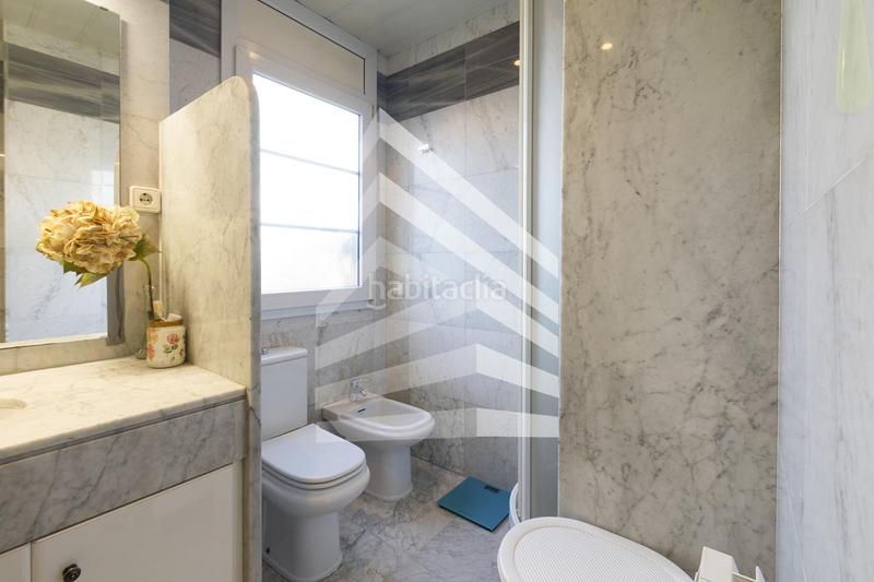 Foto 394b4dcf-c5e9-4015-bb82-760404a83f18. Maison avec chauffage dans La Font d´en Fargues Barcelona