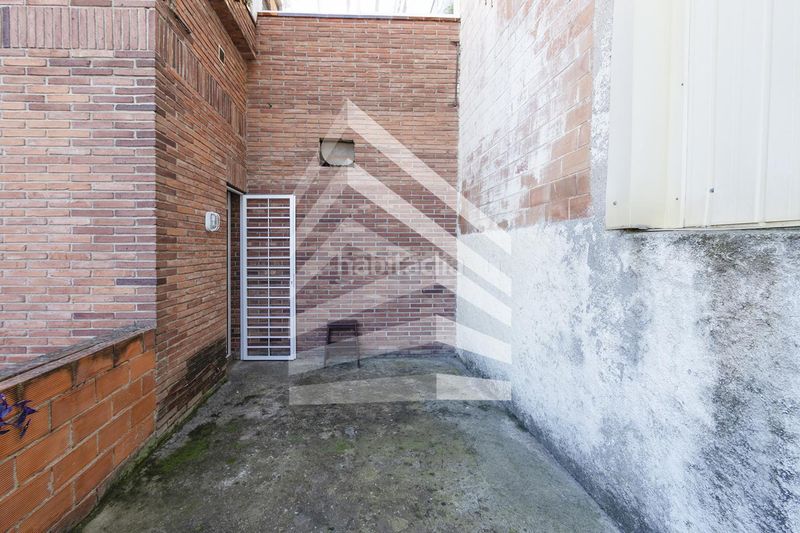 Foto 41e26730-8582-4122-b164-f8c4b6061ad6. Casa amb calefacció a La Font d´en Fargues Barcelona
