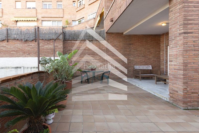 Foto a890f80e-4f36-49d7-91a5-b4b072b2e742. Casa amb calefacció a La Font d´en Fargues Barcelona