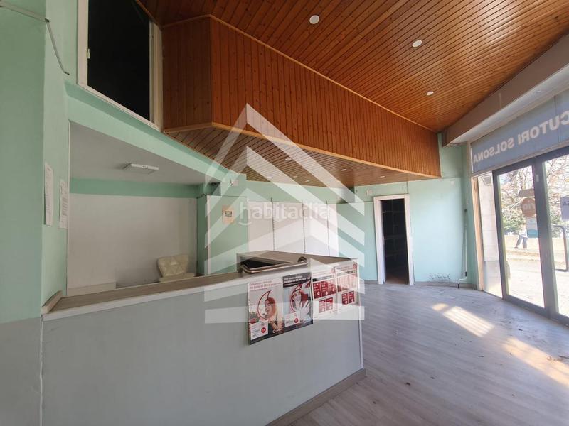 Foto b25f3dbc-5596-4e52-951e-89cdab226f14. Location local commercial dans Solsona