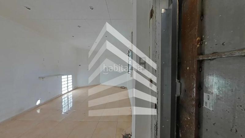 Foto 0feca59e-4df5-4526-af15-f625191584f4. Piano terra in El Raval Santa Coloma de Gramenet