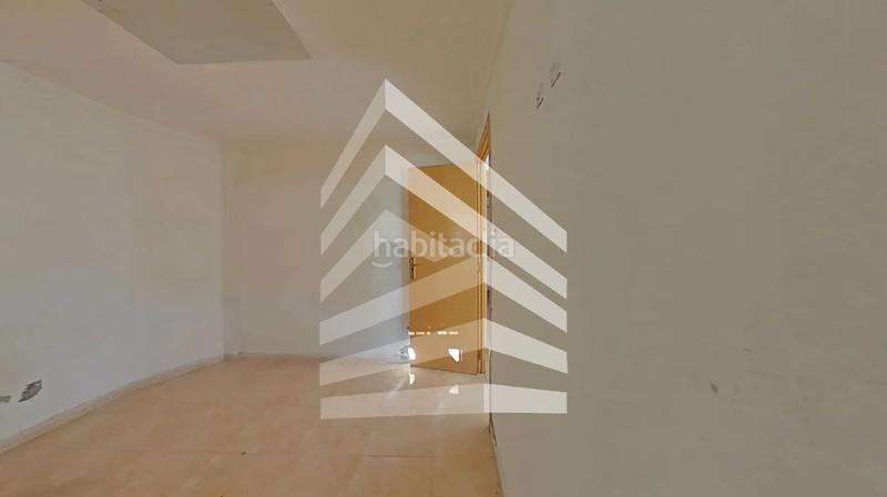 Foto 40f93da8-32ab-47ed-b747-941e855b2e00. Piano terra in El Raval Santa Coloma de Gramenet