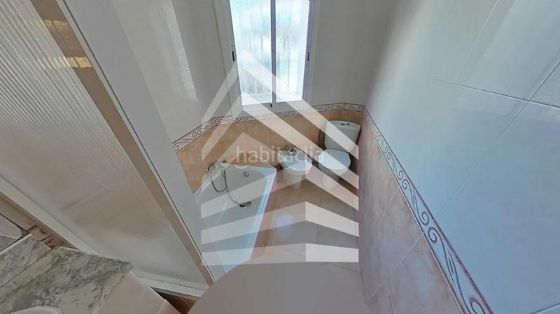 Foto dd188f37-fd1f-4cbb-80fb-78372ba320e2. Piano terra in El Raval Santa Coloma de Gramenet