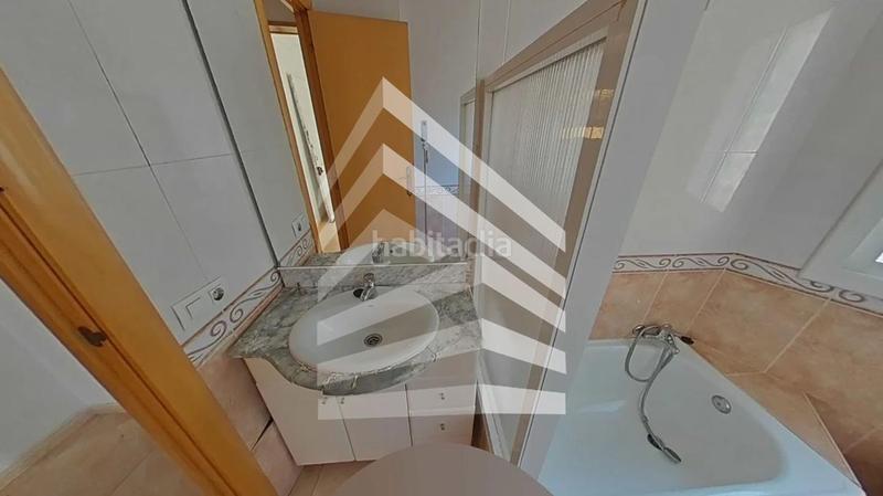 Foto dae51dd2-401b-4bb6-bc66-b14a5502801e. Planta baixa a El Raval Santa Coloma de Gramenet