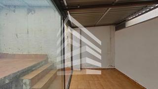 Etagenwohnung in Carrer de Magalhães