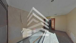 Pis  Carrer d'en valentí escalas