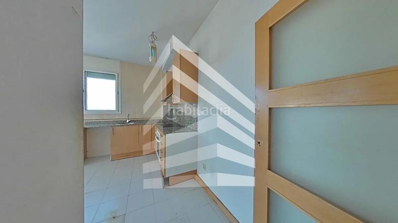 Foto f9653fcc-4fde-4c87-9fa7-332f3477a075. Flat in Ca n'Anglada Terrassa