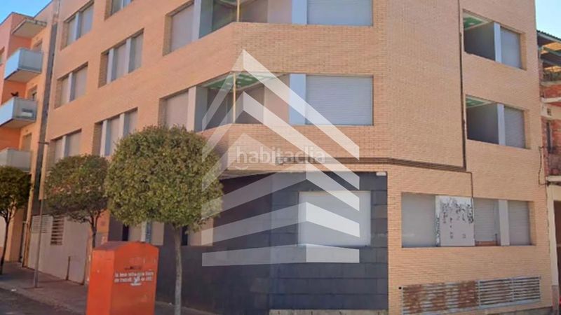 Foto 45613093-0bd2-4a89-88a8-f0c9424fa5e6. Edificio in Alcarràs