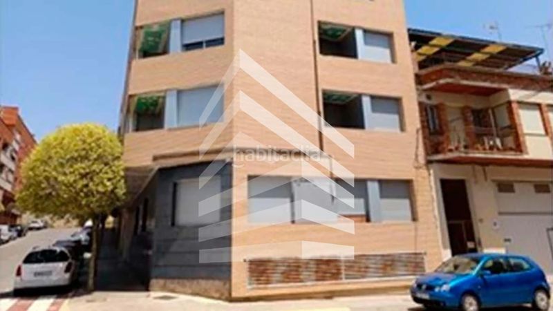 Foto 8a59ab11-166c-43c6-a53e-8d81c43fcfd0. Edificio in Alcarràs