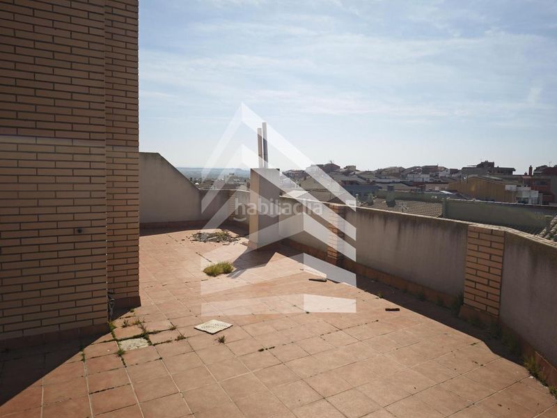 Foto 9047eef9-19cd-4699-9b27-7c4b465aa961. Edificio in Alcarràs