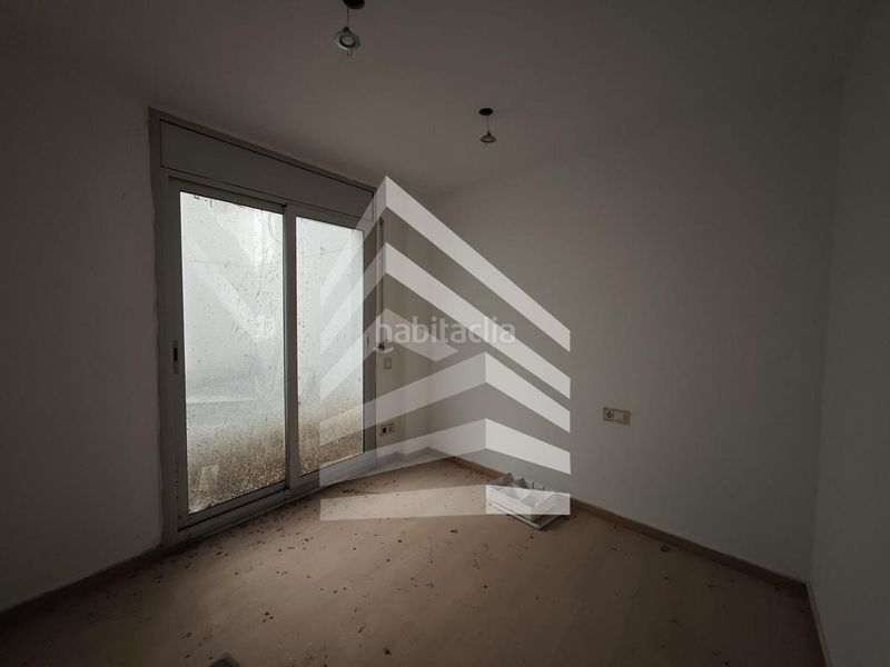 Foto b7e772b0-93f9-4875-9343-addc8aee7c52. Edificio in Alcarràs