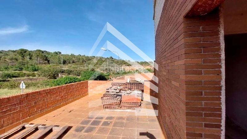 Foto e9cabf3f-3acf-44fa-83e0-5dbcad87a9ca. Edificio en Sant Quintí de Mediona