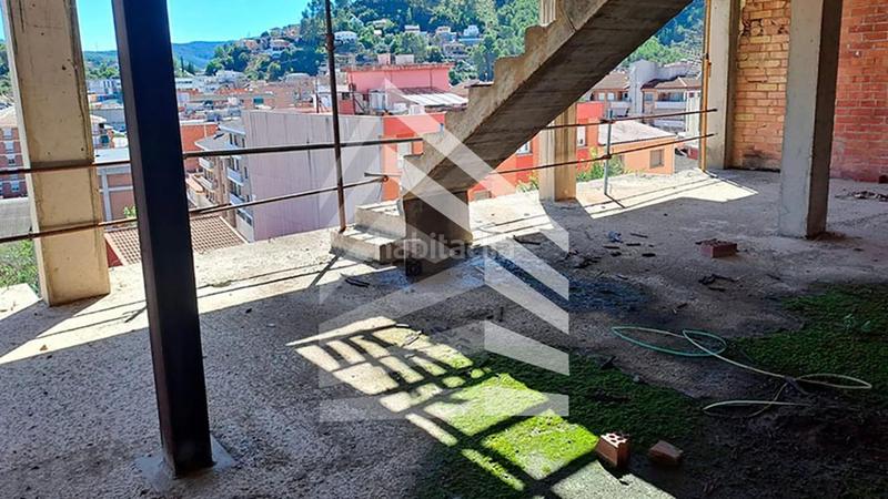 Foto 97bde4a4-ec4e-40e9-9294-af0c326d10e5. Edificio en Vallirana